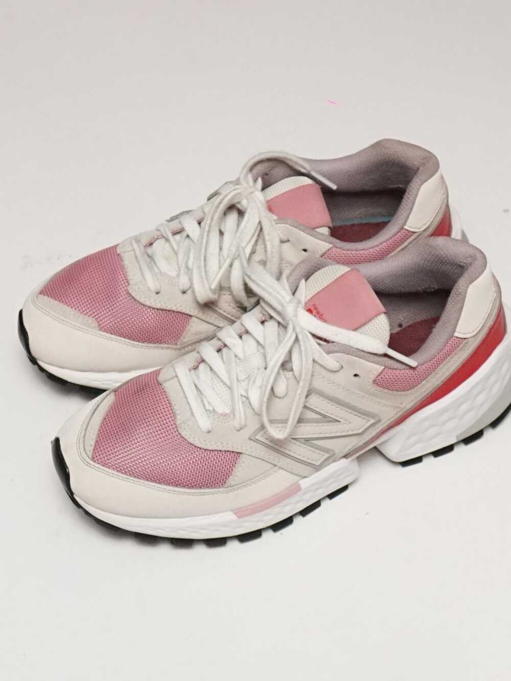 New Balance Womens 574 WS574FG2 Red White Casual Shoes Sneakers Size 9